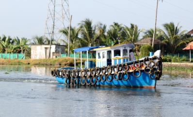 Barco en Alappuzha - Kerala - India